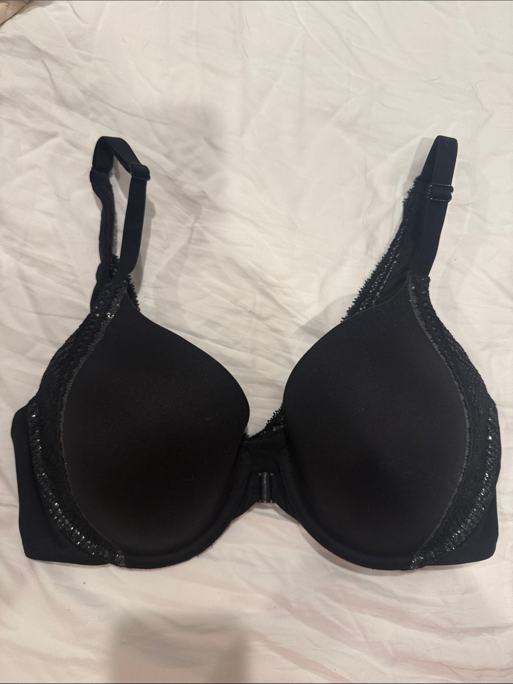 Victoria's Secret Black Molded T-Shirt Bra with Lace Trim